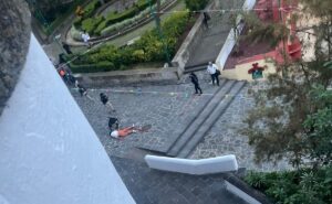 Joven se lanza desde el puente (1)