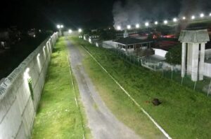 Lanzan explosivos al interior del CERESO (3)