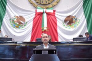 Designa Congreso a Gloria Sánchez Medalla “Heberto Castillo Martínez” 202 (2)