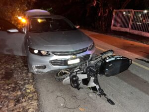 Lo ejecuta y roba su moto (1)